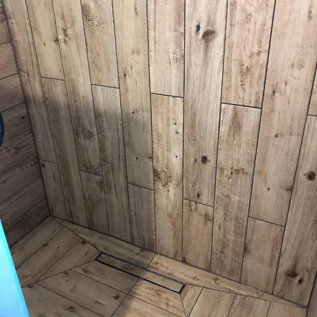 Joels Luxus Lounge Mit Sauna, Bar & Wirlpool In Steinhude