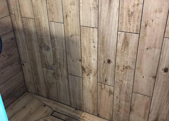 Joels Luxus Lounge Mit Sauna, Bar & Wirlpool In Штайнхуде