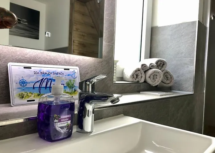 Joels Luxus Lounge Mit Sauna, Bar & Wirlpool In