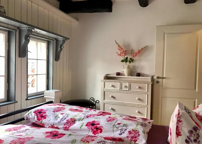 Joels Luxus Lounge Mit Sauna, Bar & Wirlpool In